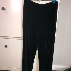 Chico’s travelers flowy dress pants wrinkle-free